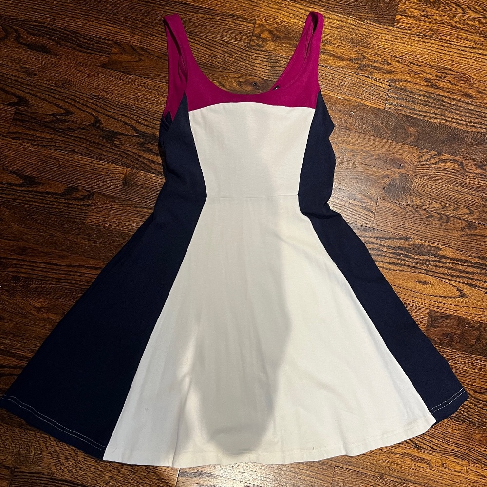 Skater dress express size small